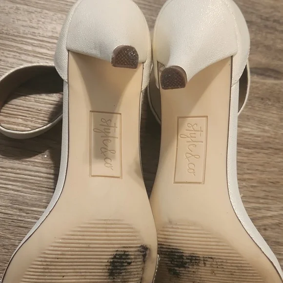 Womens Style & Co Strappy Heels - Picture 6 of 6